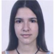 Profesora de primaria para niños desde los 6 años hasta 11 años